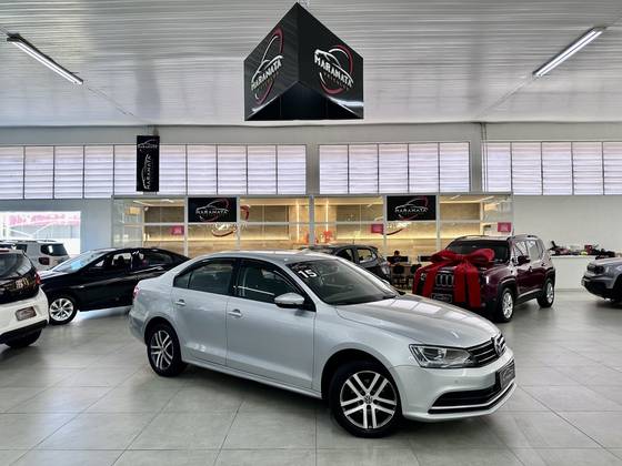 VOLKSWAGEN JETTA 2.0 COMFORTLINE FLEX 4P MANUAL VOLKSWAGEN JETTA 2.0 COMFORTLINE FLEX 4P MANUAL